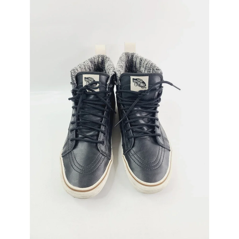 Vans  Skater Boots, Men, Size 8.5,‎ Black/White color.